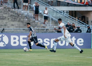 Em jogo movimentado, Santa Cruz reage duas vezes e empata com o Botafogo-PB pela Série C